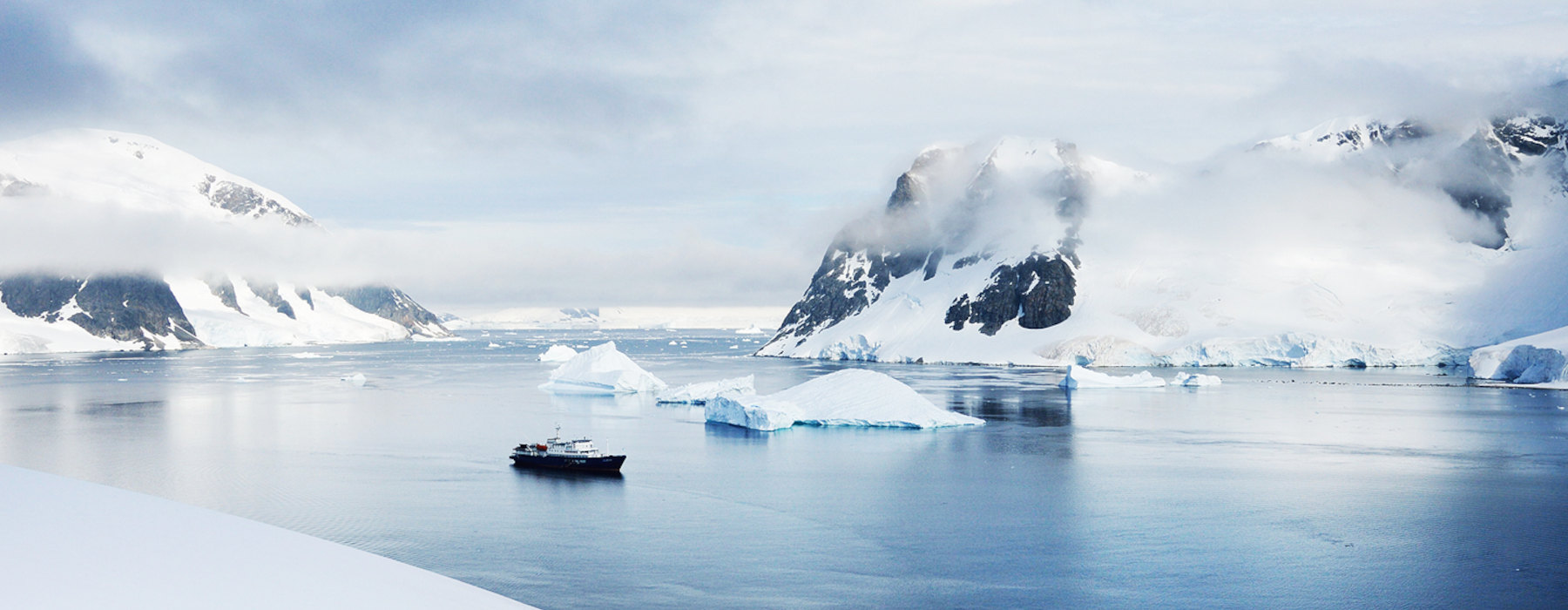 Antarctica<br class="hidden-md hidden-lg" /> Luxury Holidays