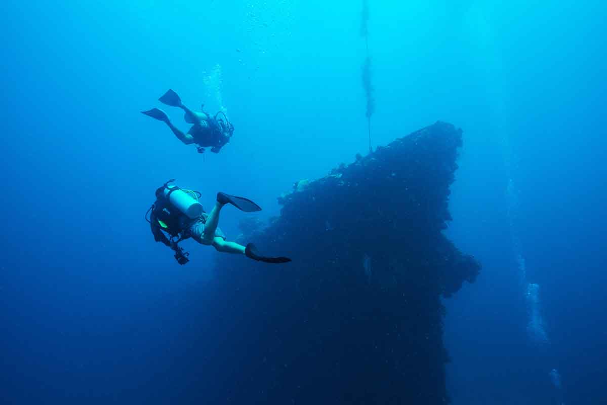 Shipwreck diving