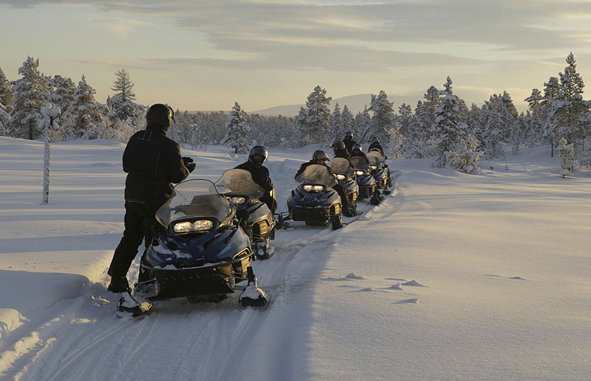 Snowmobiling, Swedish Lapland