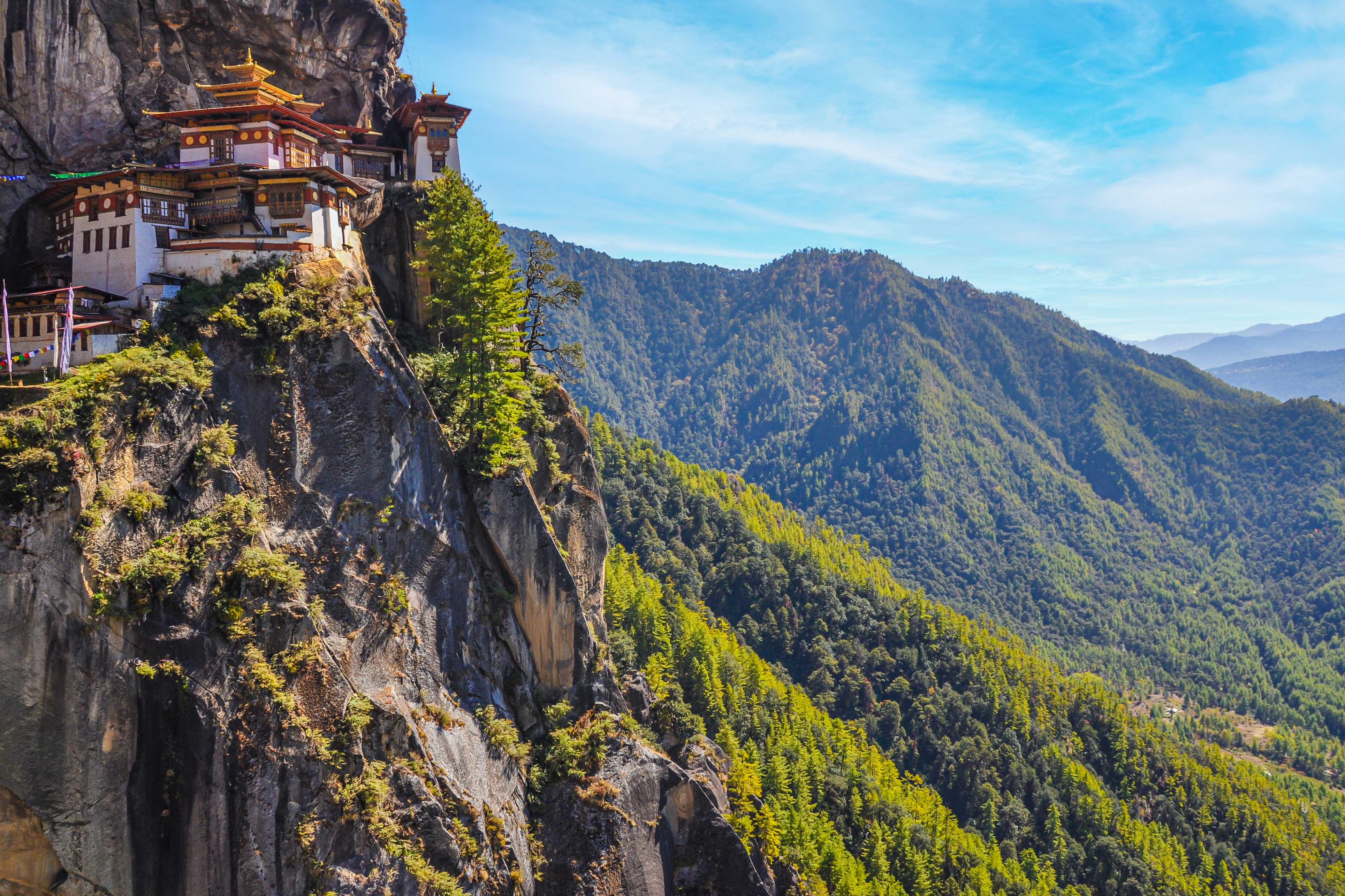 Bhutan hilltop houses