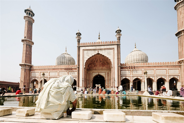 Visit Jama Masjid, the Emperor's Mosque