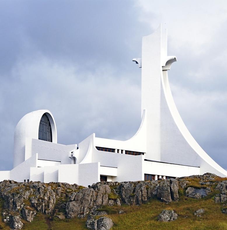 5 of the best movies to see before travelling to Iceland