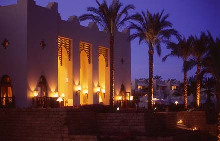 Where to Stay around the Pyramids and Red Sea