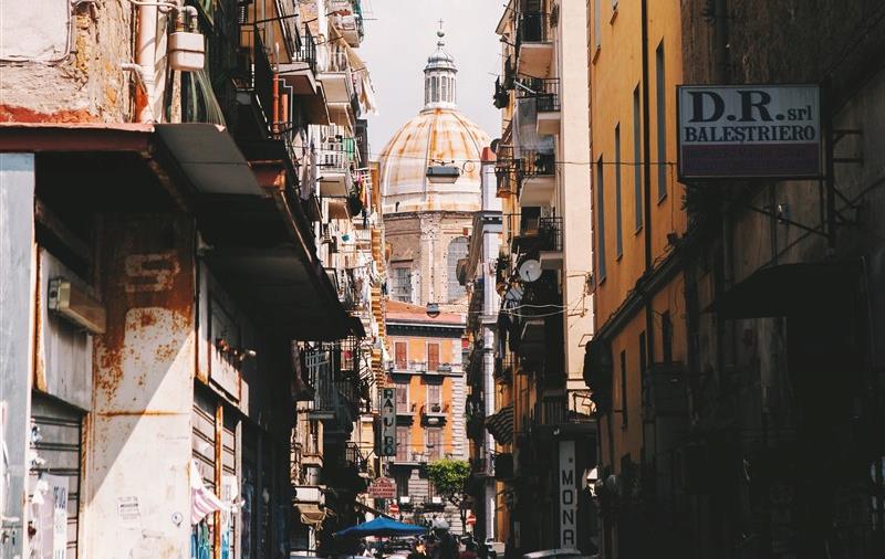 24 hours in Naples