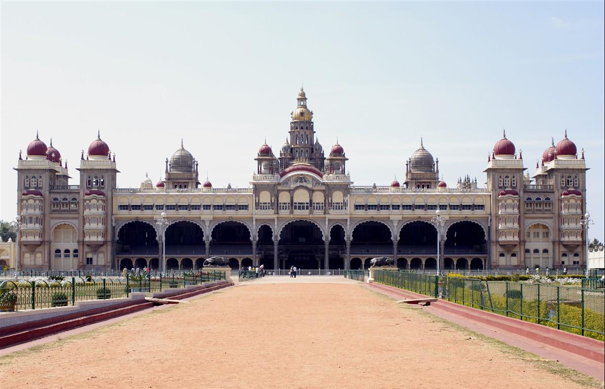 Top Ten Most Beautiful Palaces in India