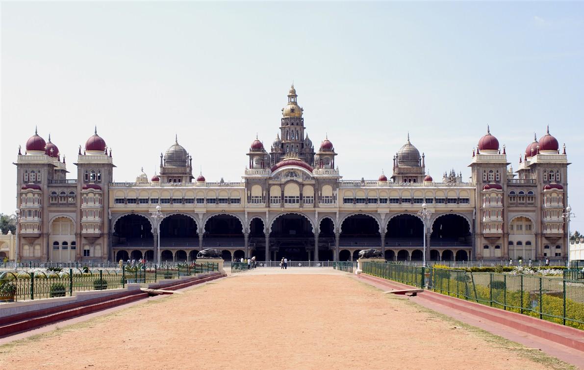 Top Ten Most Beautiful Palaces in India