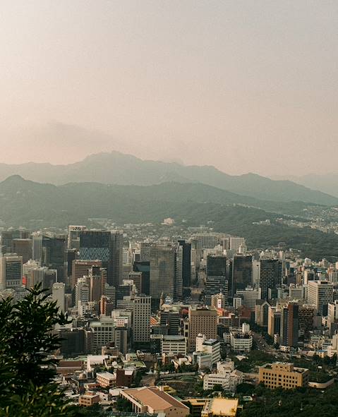 Medellin - Colombia © Colin Meg / Unsplash.com