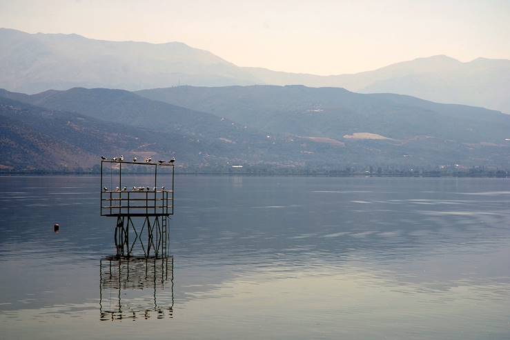 Pamvotida Lake - Ioannina - Epirus - Greece © Getty Images / Ingram Publishing