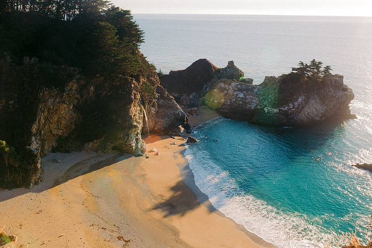 Okinawa - Japan © Colin + Meg / Unsplash.com