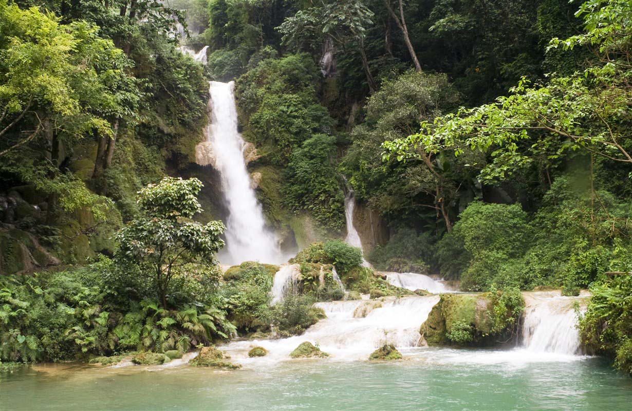 Waterfall Kuang Si - Laos