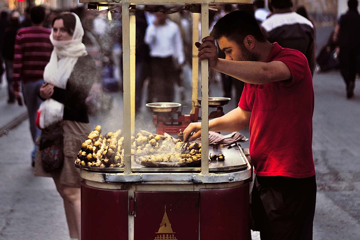 Food truck near Galata Tower - Istanbul - Turkey