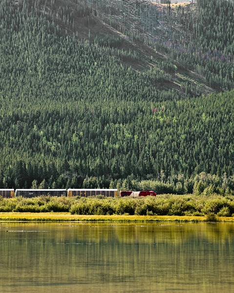 One Country Canada – Banff – Lake Louise – The Rockies – Jasper