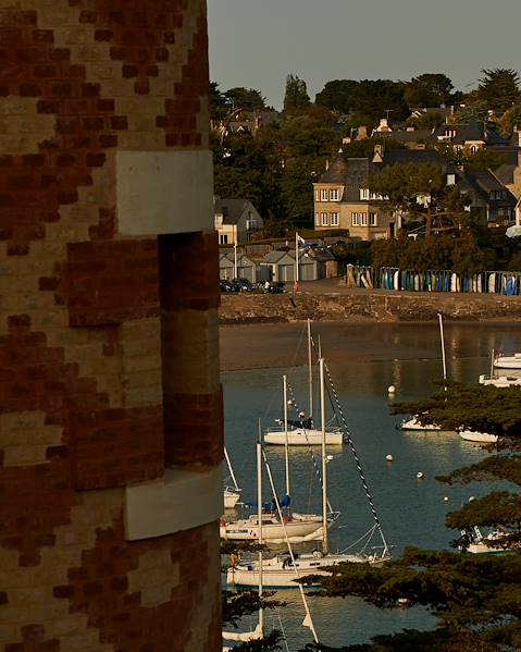 One Country France – La Gacilly – La Trinite-sur-Mer – Combrit – Trebeurden – Saint-Briac-sur-Mer