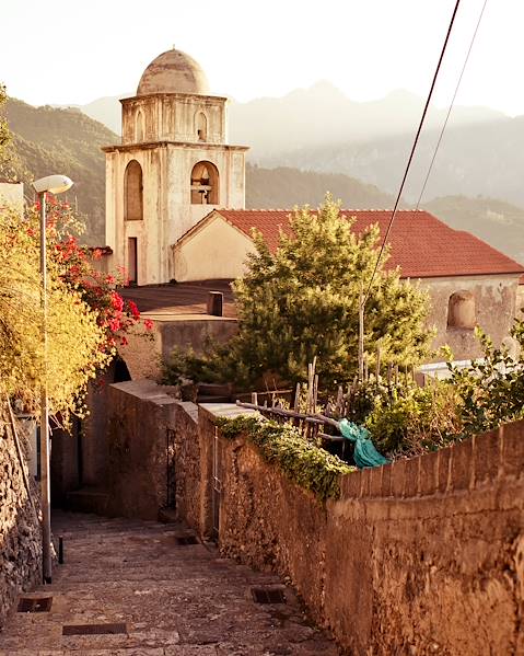 One Country Ravello – Maratea – Naples