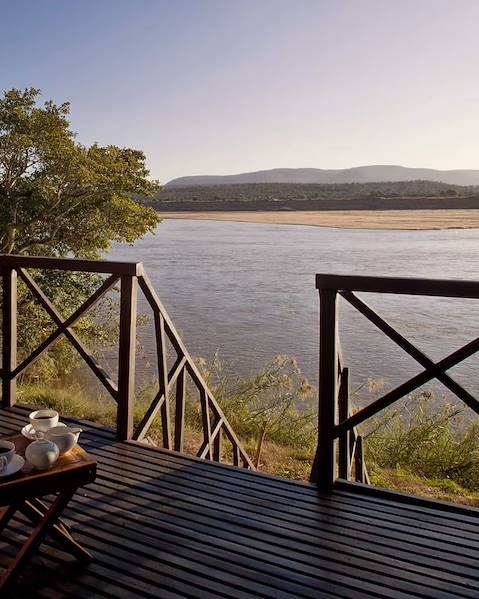 One Country Madagascar – Ifotaka – Manafiafy – Ile Sainte Marie