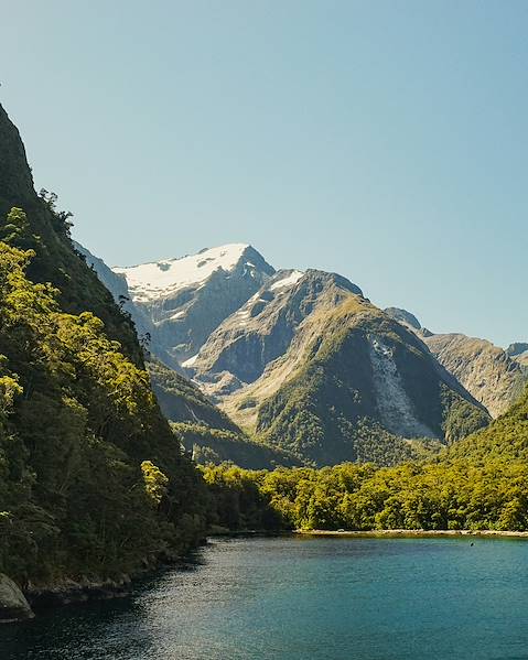 One Country New Zealand - Auckland - Tongariro - Abel Tasman - Fiordland