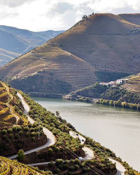 One Country Portugal - Porto - Pinhao (Douro Valley) - Coimbra - Alcobaca - Lisbon