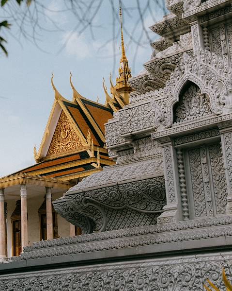 One Country Vietnam – Cambodia – Ho Chi Minh City – Ben Tre – Can Tho – Chau Doc – Mekong Delta – Phnom Penh – Siem Reap